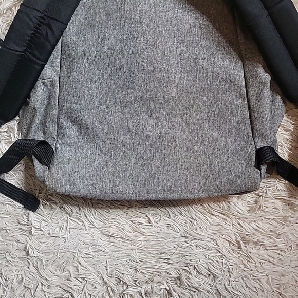 *SOLD* Eastpak Gray Backpack School College Commute Travel Vacation. MSRP $63 90 - Picture 5 of 10